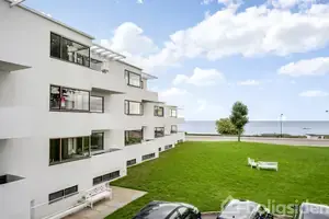 Ejerlejlighed på Bellevuevej 3, 1. th., 2930 Klampenborg
