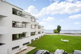 Ejerlejlighed på Bellevuevej 3, 1. th., 2930 Klampenborg