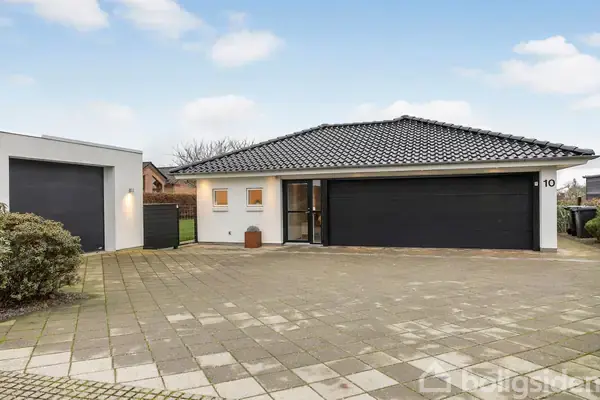 Villa på Syrenlunden 10, 7300 Jelling