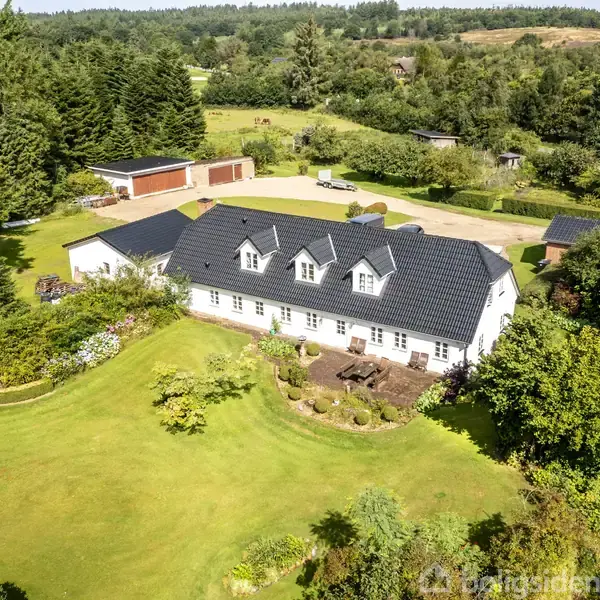 Landejendom på Letagervej 2, 6900 Skjern