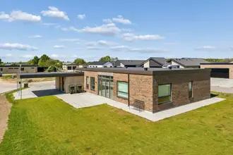 Villa på Fejringmarken 32, 8722