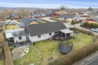 Villa på Ligustervej 4, Undløse, 4340 Tølløse