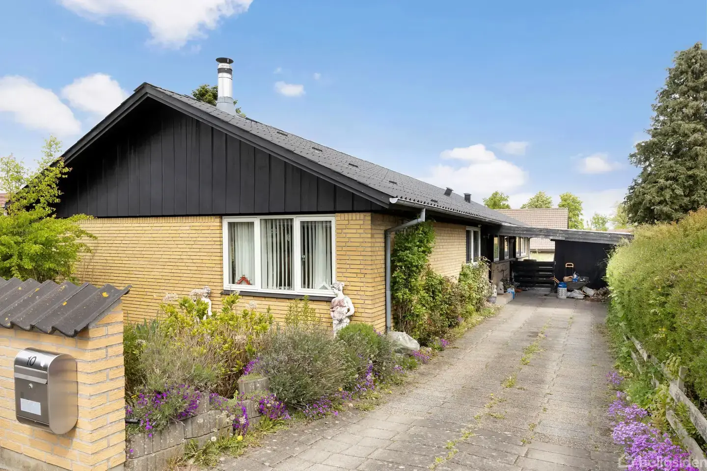 165 m2 1 plans villa tæt på skole