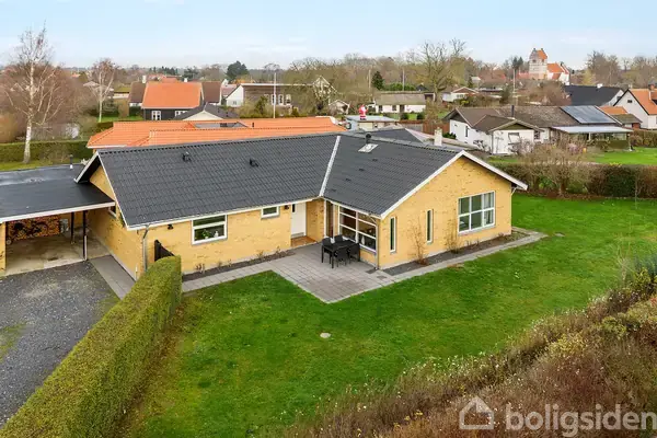 Villa på Diget 4, 4652 Hårlev