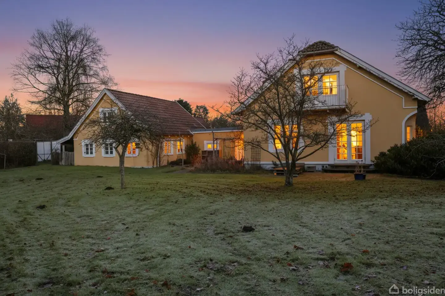 Villa på Lynghøjvej 8, 8544 Mørke