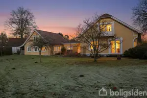 Villa på Lynghøjvej 8, 8544 Mørke