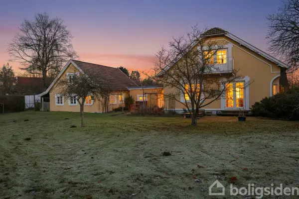 Villa på Lynghøjvej 8, 8544 Mørke