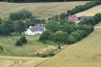 Villa på Langbjergvej 7, Hevringholm, 8961 Allingåbro