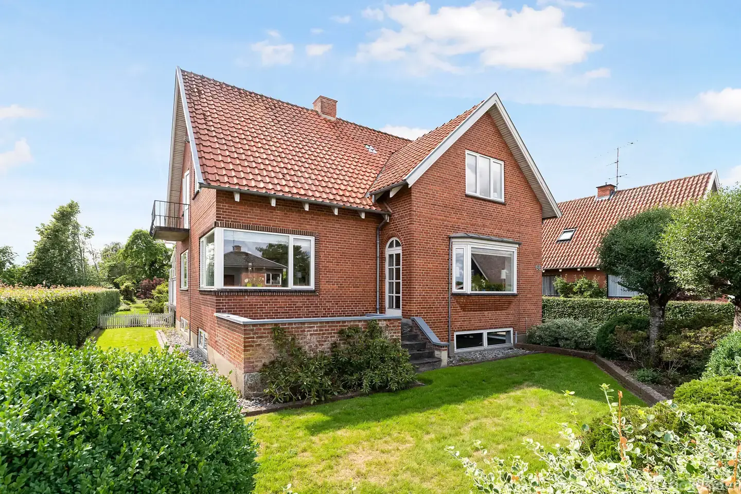 Flot og velholdt murermestervilla i Sønderbro