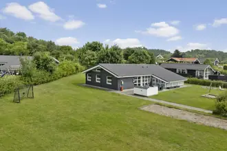Fritidshus på Engbakken 1, Lyngsbæk, 8400 Ebeltoft