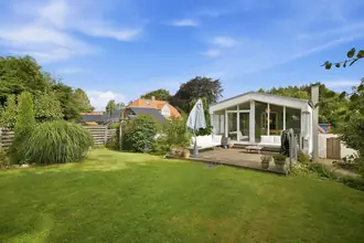 Villa på Sødrupvej 1, Oldrup, 8350 Hundslund