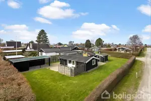 Fritidsbolig på Skåstrup Strand Øst 51, 5400 Bogense