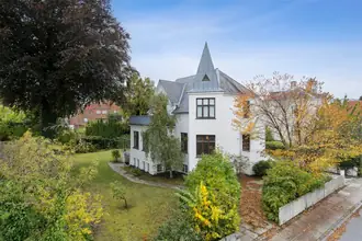 Villa på Annasvej 26, 2900 Hellerup