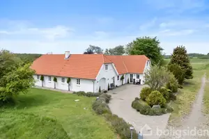 Landejendom på Måholtvej 53, 9370 Hals