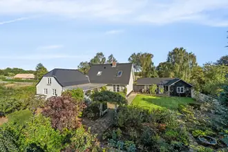 Villa på Lundgårdsvej 30, Møgelbjerg, 8800 Viborg