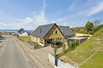 Villa på Sundvej 48, Hvalpsund, 9640 Farsø