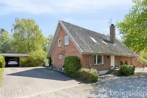 Villa på Damvej 4, 8382 Hinnerup