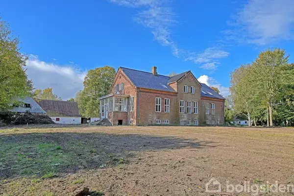 Landejendom på Hørsholmvej 1A, 3050 Humlebæk
