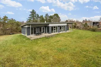 Fritidshus på Firkløvervej 8, Øer, 8400 Ebeltoft