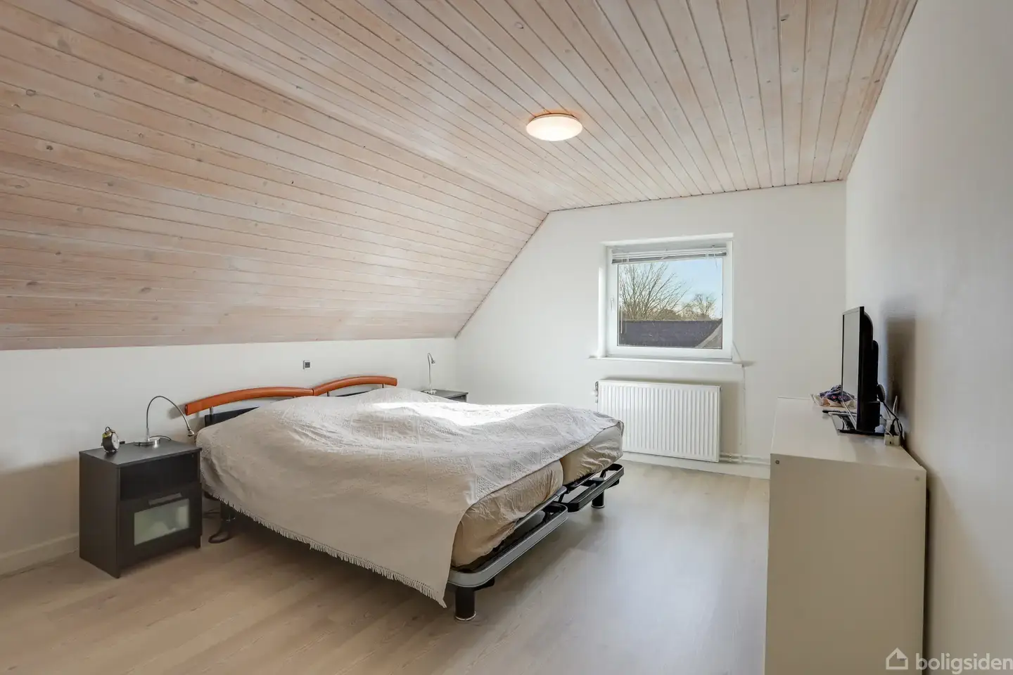 Rummelig familievilla med kælder og central beliggenhed i Hjallerup - Visning 5