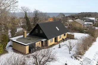 Villa på Pælevej 12, Listed, 3740 Svaneke