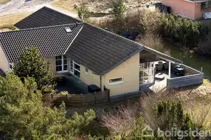 Villa på Holmensvej 45, 8400 Ebeltoft