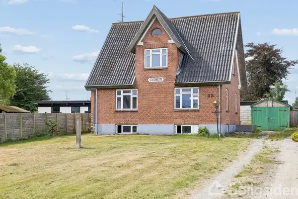 Villa på Strandvej 43, 9970 Strandby