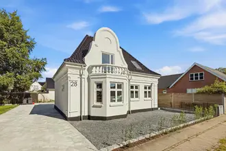 Villa på Søndergade 28, 9320 Hjallerup
