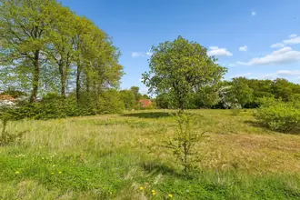 Helårsgrund på Vaarstvej 219, 9260 Gistrup