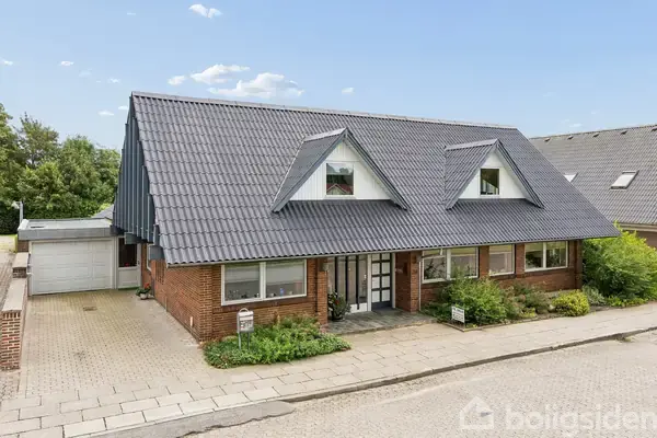 Villa på Sandfeldparken 38, 6933 Kibæk