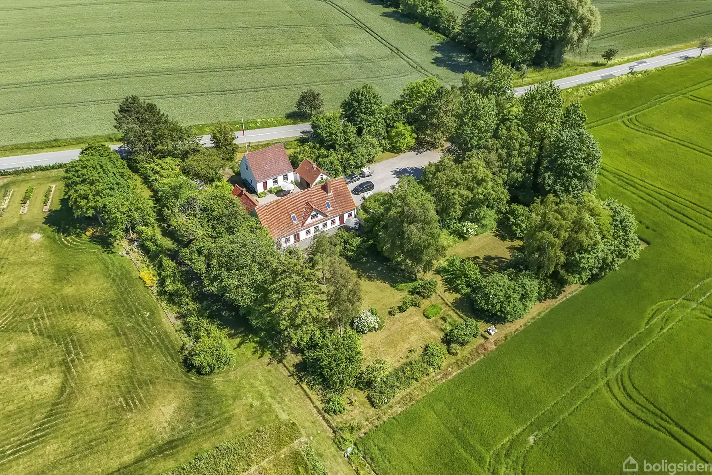 Casa, 258 m², terreno 4658 m²