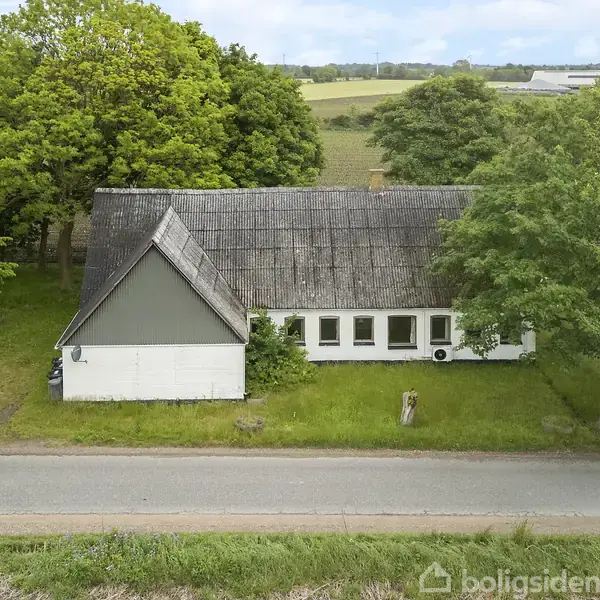 Villa på Egemosevej 4, 5871 Frørup