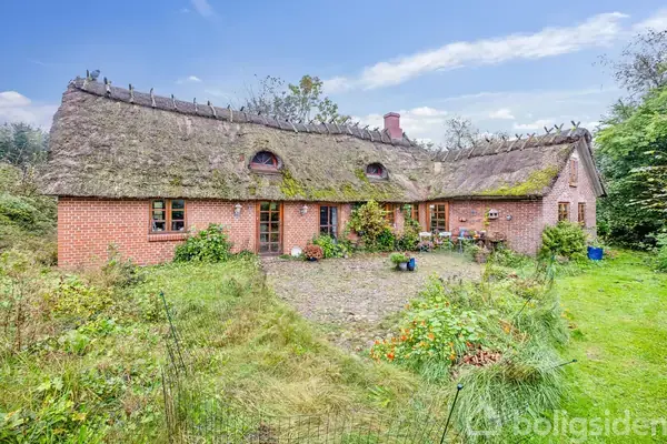 Landejendom på Lystrupmindevej 4, 8654 Bryrup