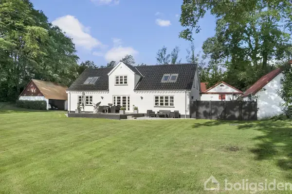 Landejendom på Nordlysvej 11, 9240 Nibe