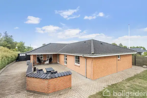 Villa på Sæbyvej 76, 9900 Frederikshavn