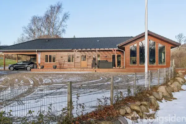 Villa på Løgballevej 26, 7140 Stouby