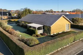 Villa på Solbærvej 12, 6870 Ølgod