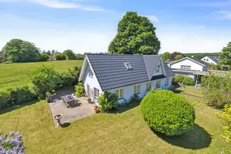 Villa på Farrevej 31, Skjørring, 8464 Galten