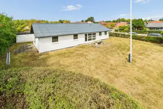 Villa på Skoletoften 15, 8420 Knebel