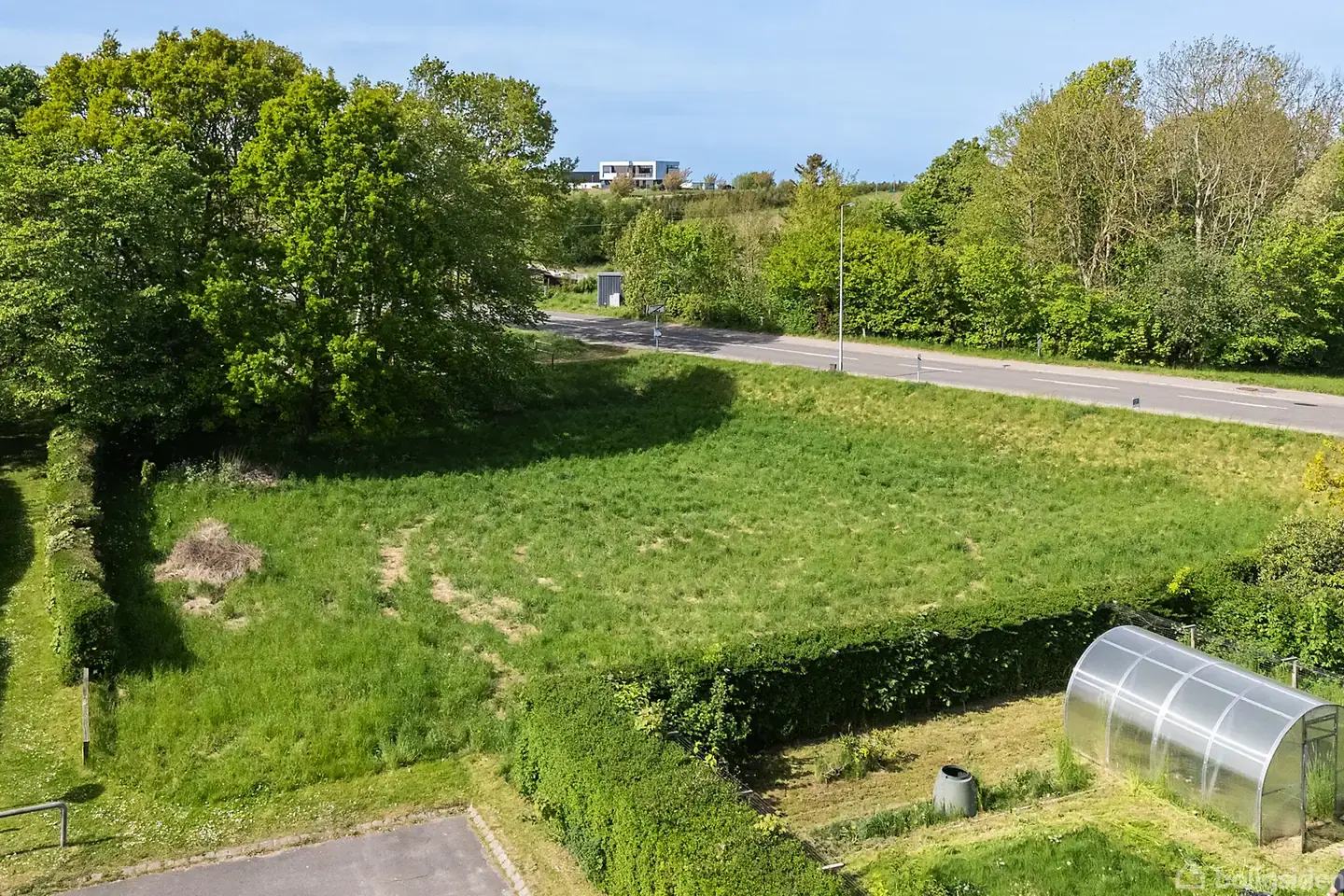 SÆLGER ER ÅBEN FOR BUD - Stor og mulighedsrig byggegrund i familievenligt kvarter - Visning 4