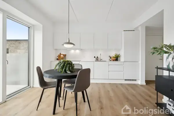 Ejerlejlighed på Midgårdsvej 4, st. th., 5200 Odense V