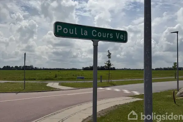 Helårsgrund på Poul la Cours Vej 84, 6600 Vejen
