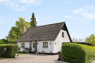 Landejendom på Kirkevej 8, Svinninge, 4572 Nørre Asmindrup