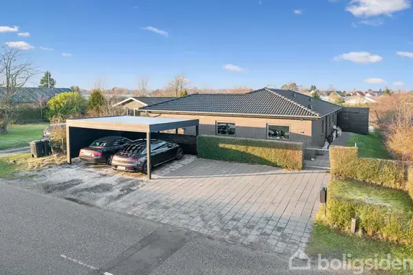 Villa på Strandvangsvej 21, 8250 Egå