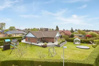 Villa på Mosegårdsvej 2, Nim, 8740 Brædstrup