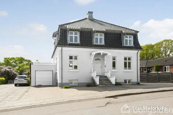 Villa på Holsteinsgade 33, 8300 Odder