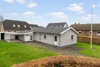 Villa på Lærkevænget 2, Grejs, 7100 Vejle