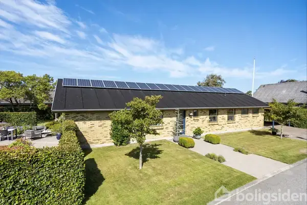 Villa på Hegnsvej 22, 9970 Strandby