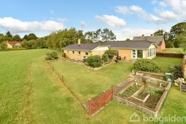 Villa på Brandevej 13, 7323 Give