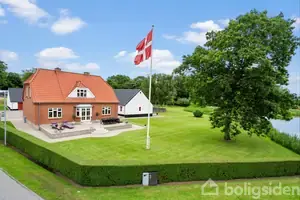 Landejendom på Finderupvej 122, 8800 Viborg